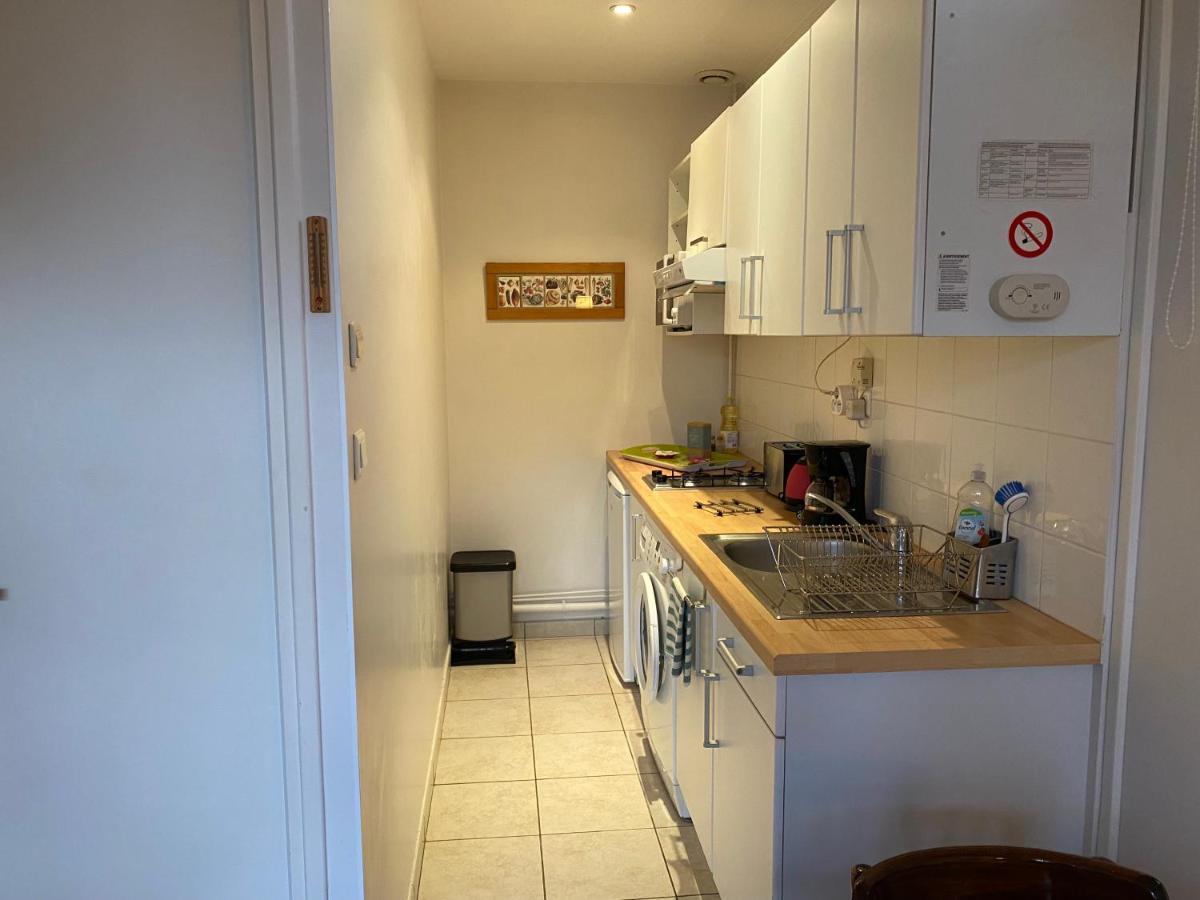 Apartament Le Balcon De Jules - Charmant Pied-A-Terre - Parking Possible Pour Vehicule De Moins De 4,40 M De Long Lyon Zewnętrze zdjęcie